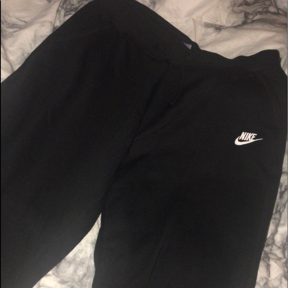 women nike sweatpants